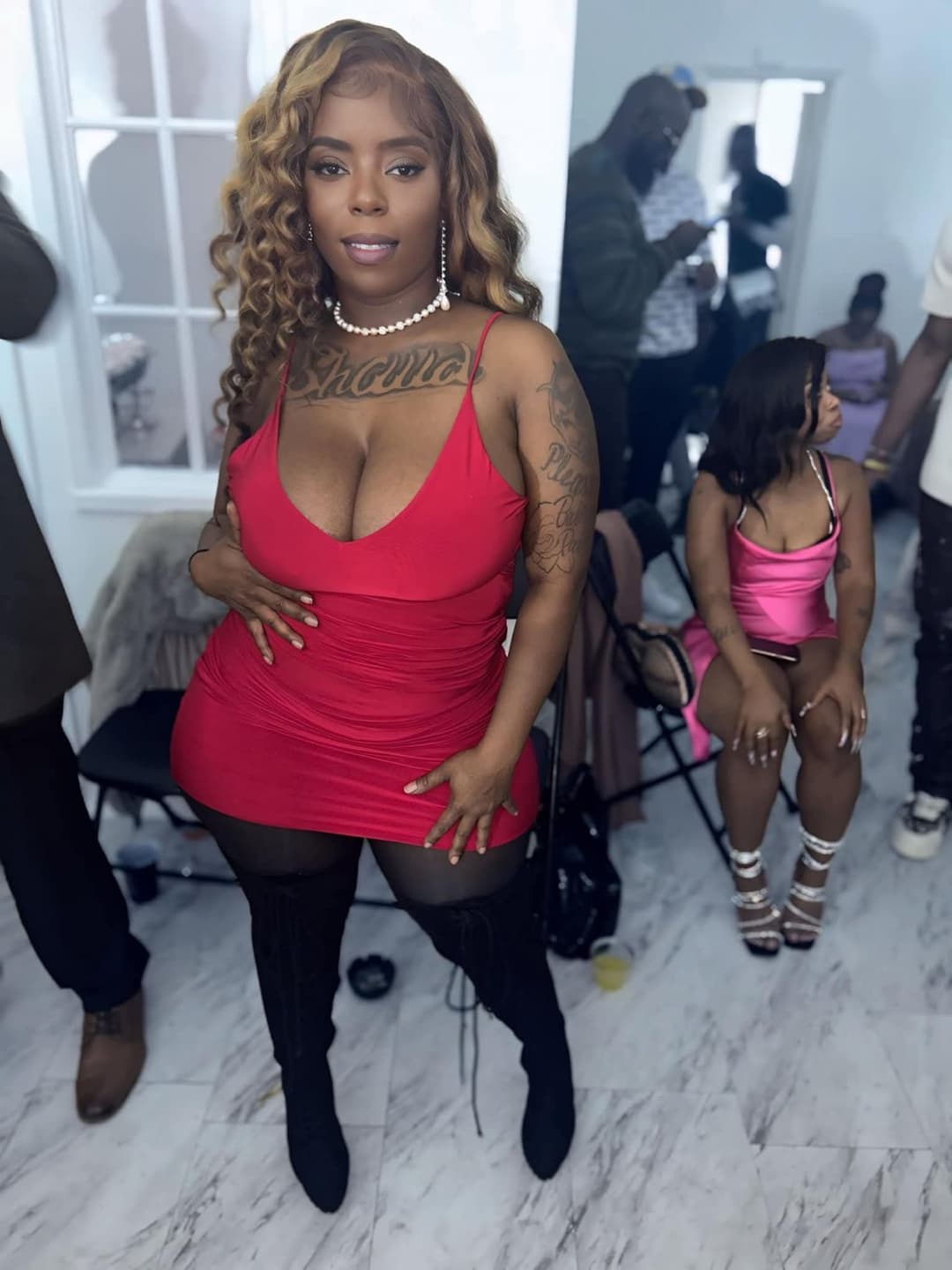 BIG OLE JUICY THICK FAT ASS BBW SSBBW LATINA EBONY