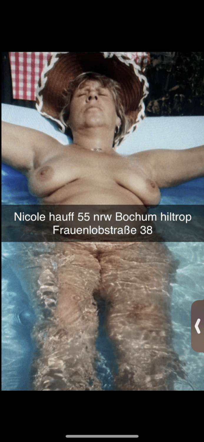 Na los nicole hauff bettelt schon danach von euch endlich gefickt zu werden sie will sperma Haben