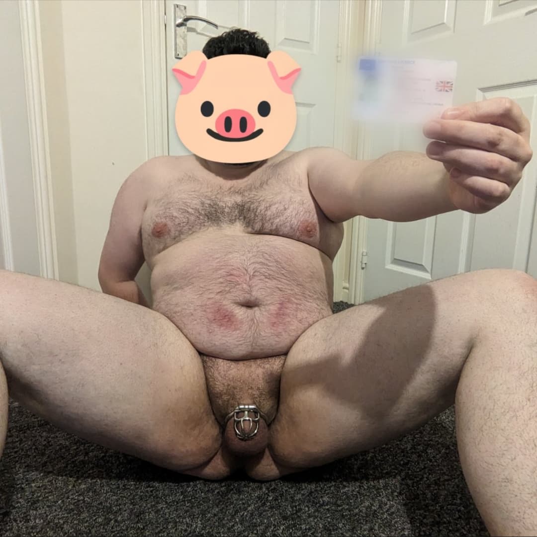 Caged Fuckpig Exposure