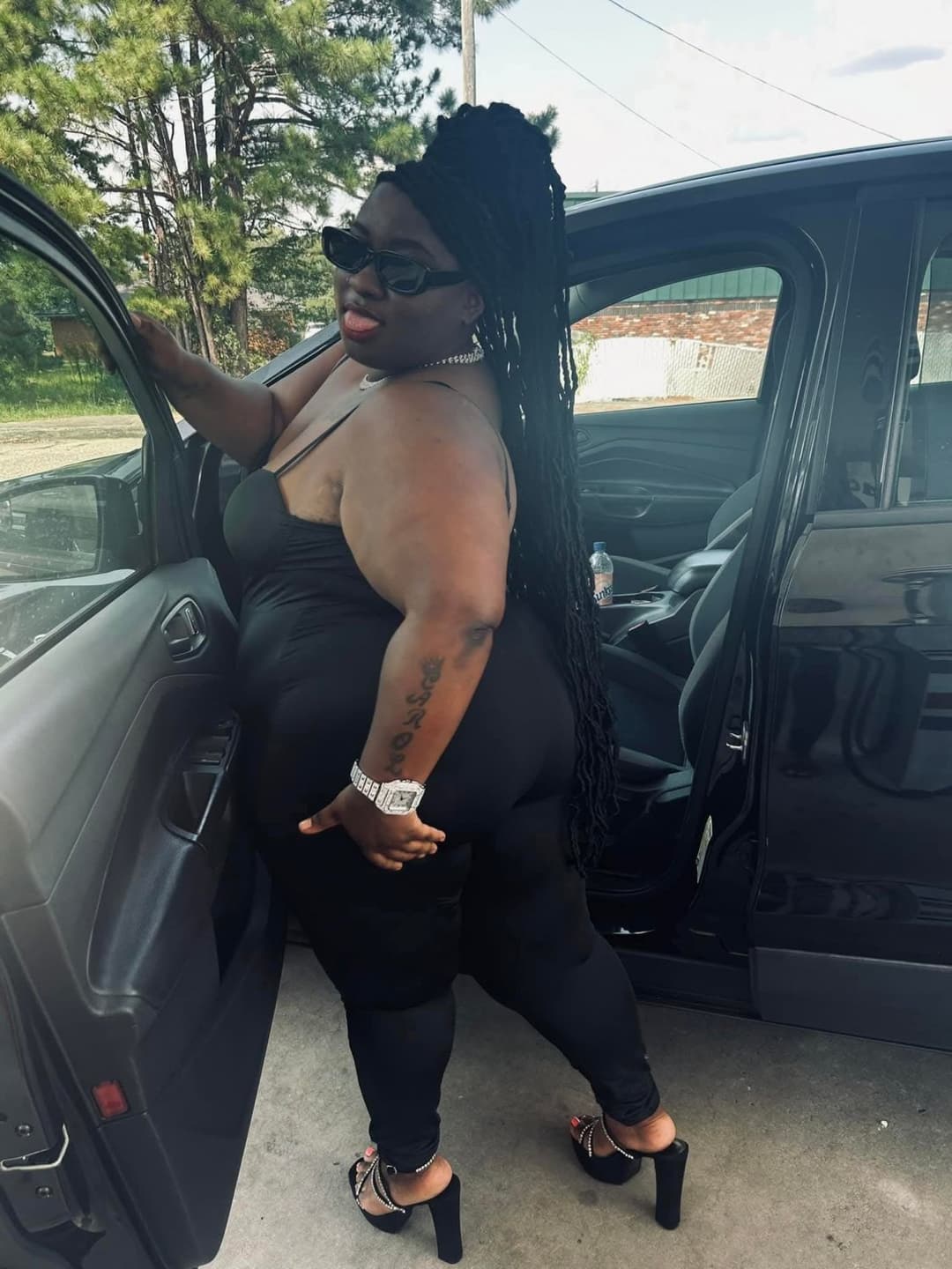 THICK HUGE CHOCOLATE SEXY CHUNKY EBONY SSBBW BBW BIG OLE JUICY ASS GOONER MATERIAL