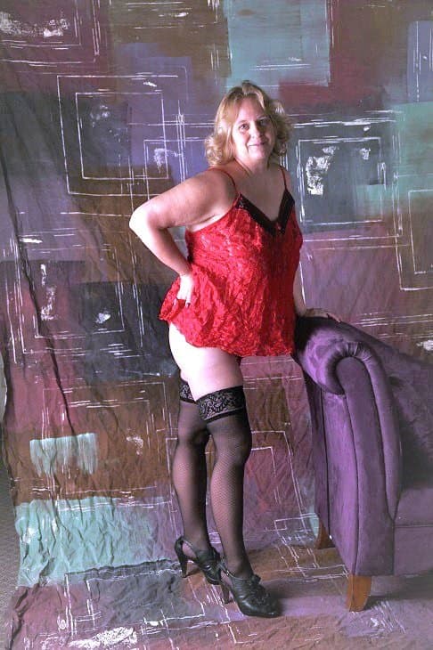 Grandma got naked for a photo shoot