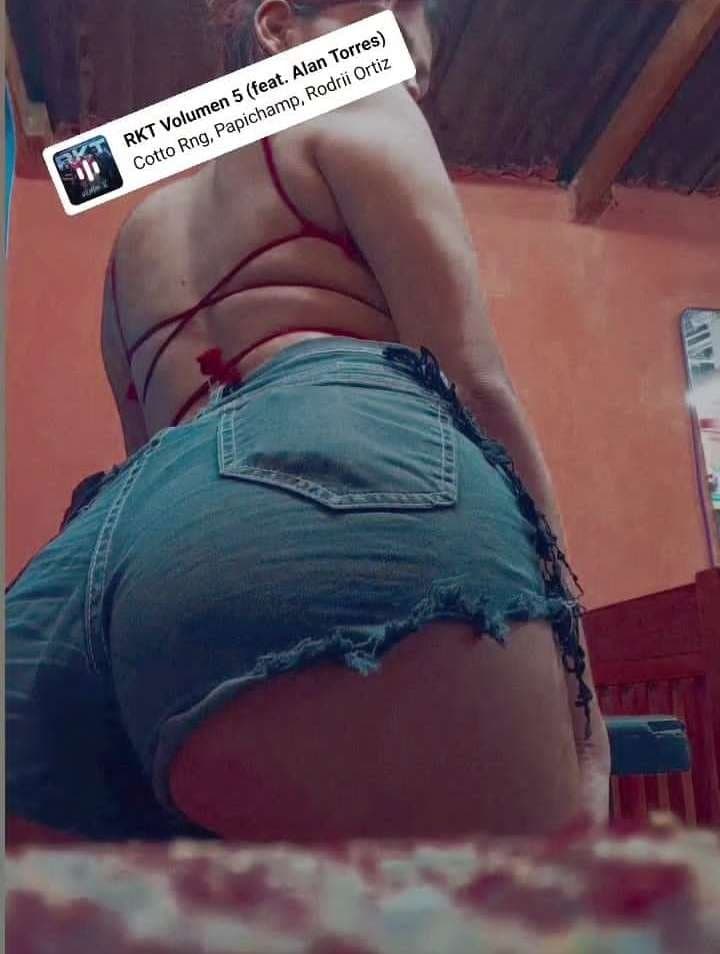 Quiere que le rompan el orto por primera vez .. se lo merece ?