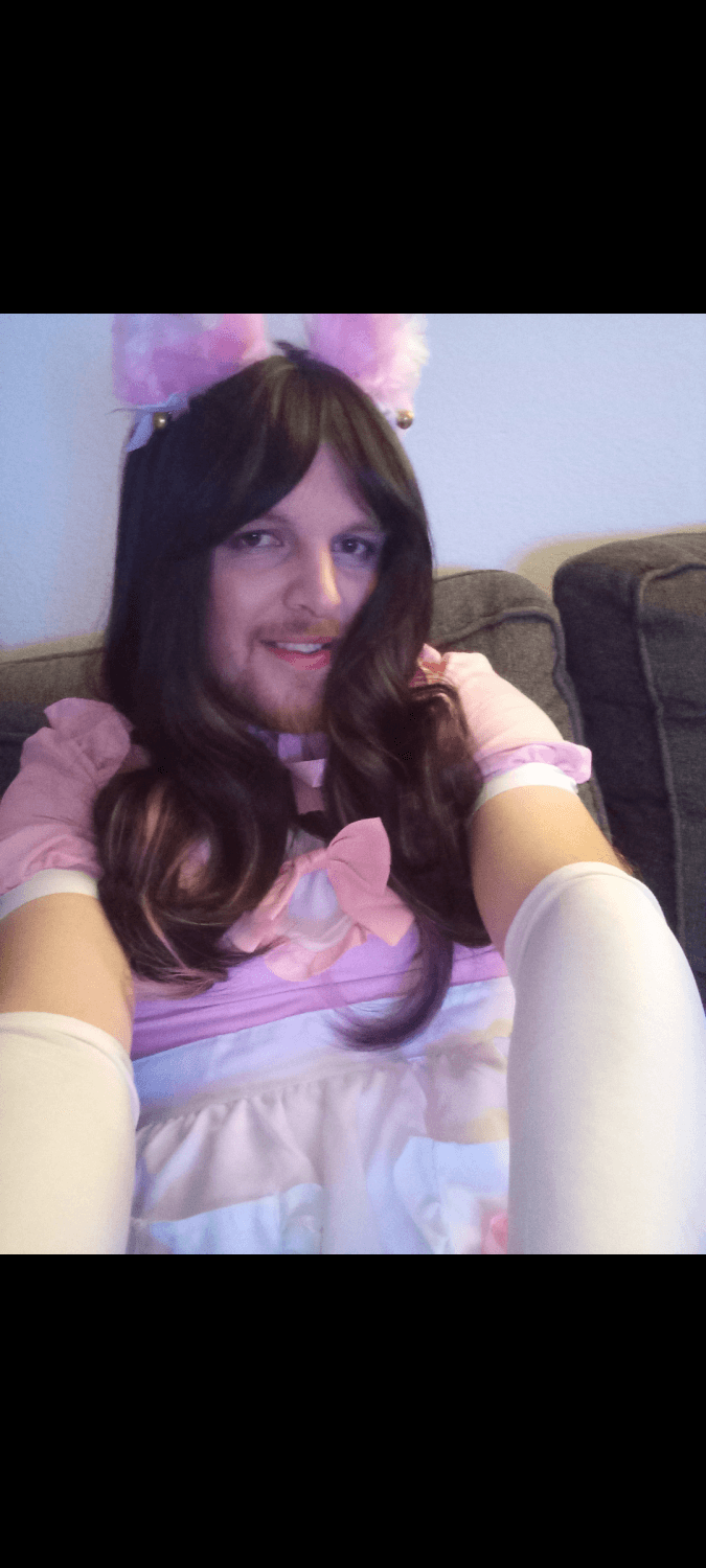 Sissy Derek chew Fenton Michigan