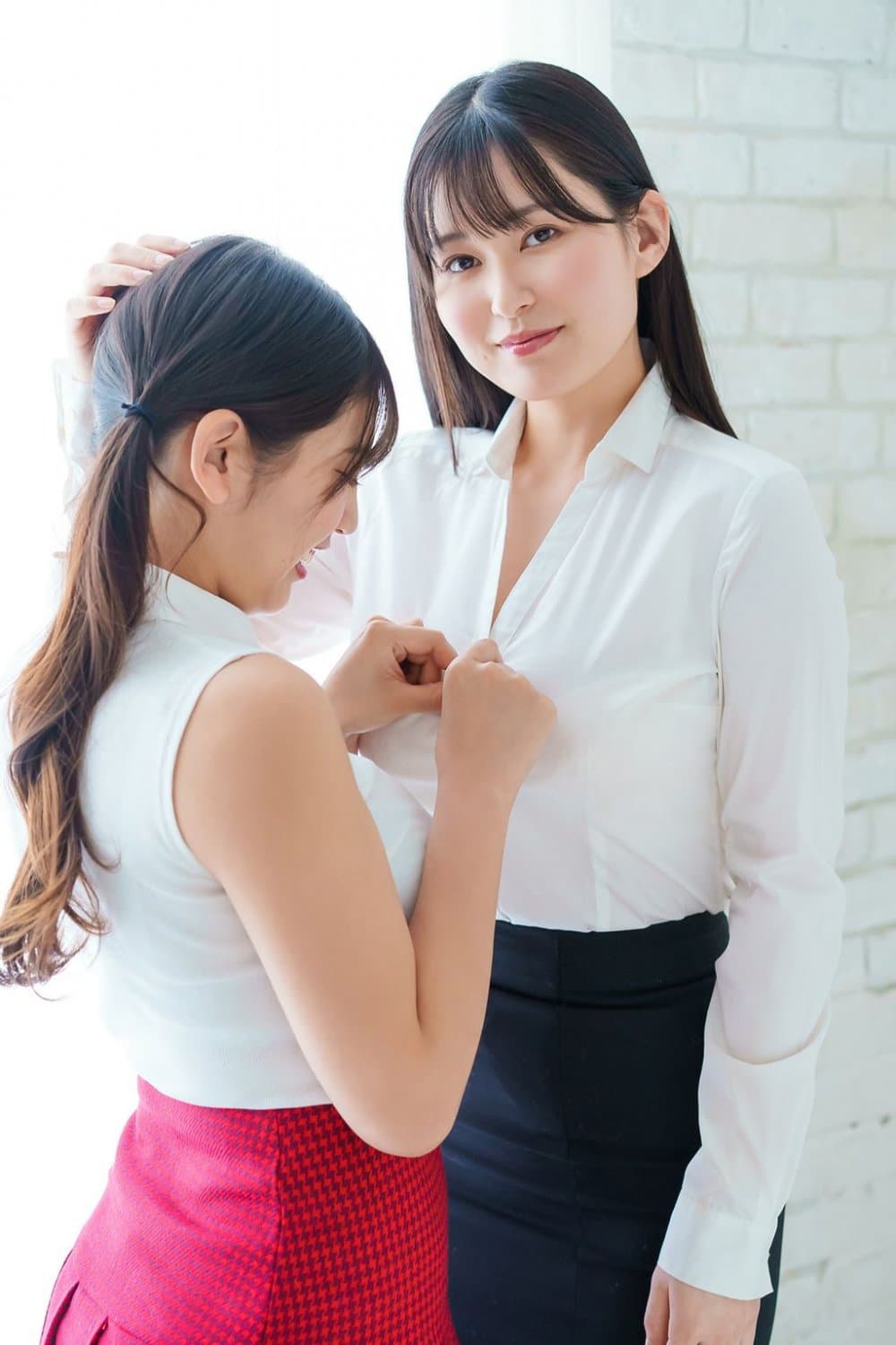 [JP] Aoi Fujino (藤乃あおい) & Miri Ichika (未梨一花): FLASHデジタル写真集 Iカップ同乳生 【電子版限定143ページ】（後編