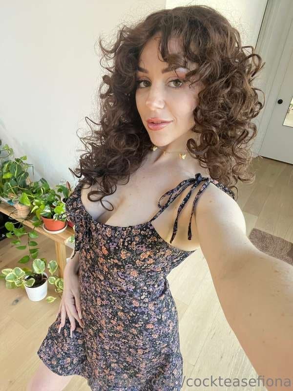milf fiona roleplay queen