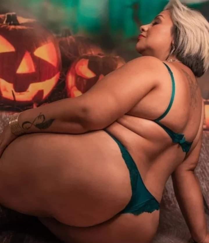 Coroa rabuda ensaio sensual