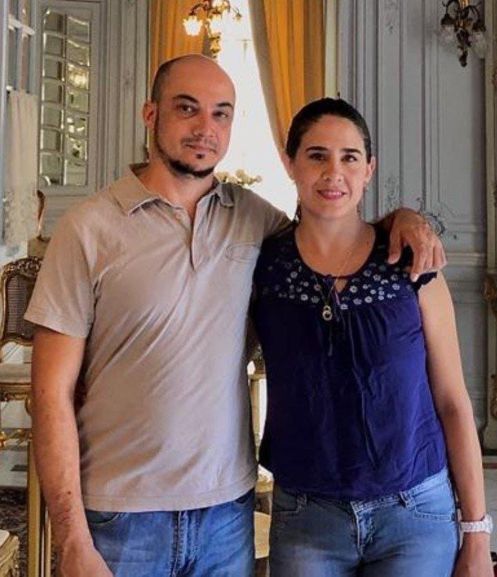 Carolina engaña a su cornudos pitó chico