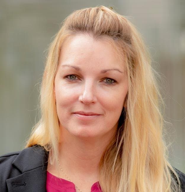 Jolene H is super excited to show her tits for GGW after winning $200 in a wet t-shirt contest