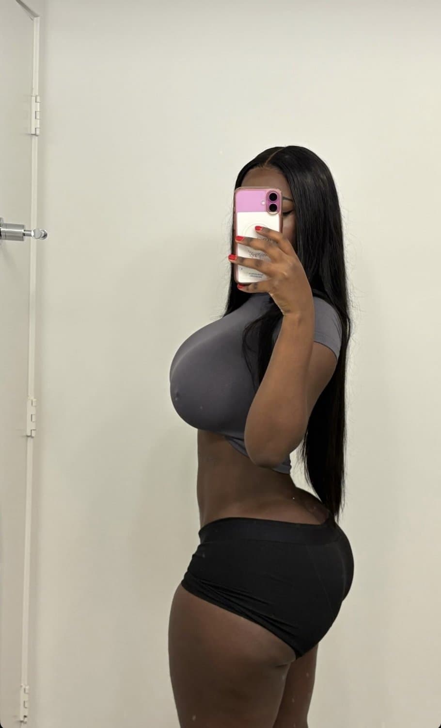 Sexy thick ass black bitch