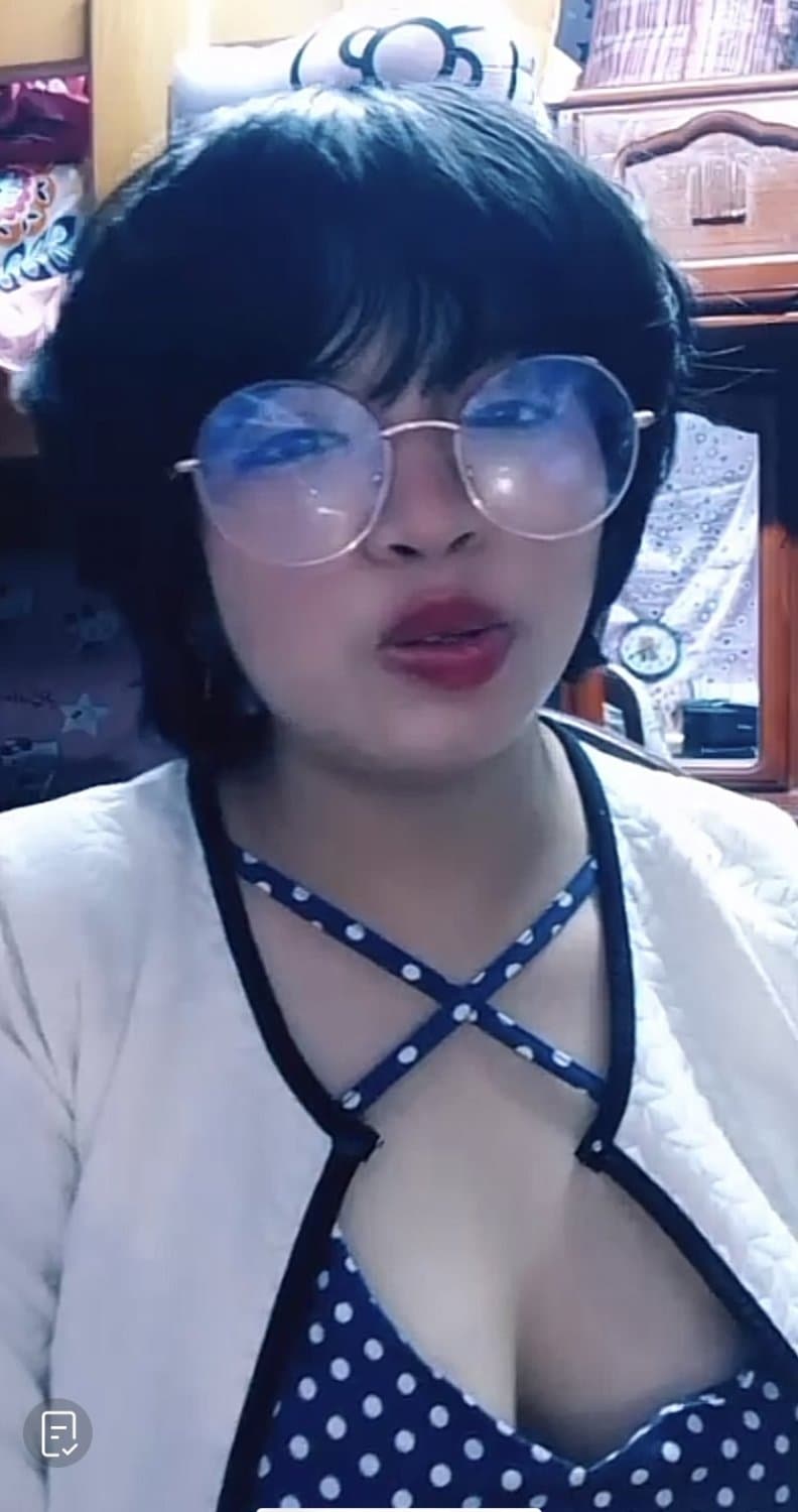 Todas las estudiantes de enfermeria son putas