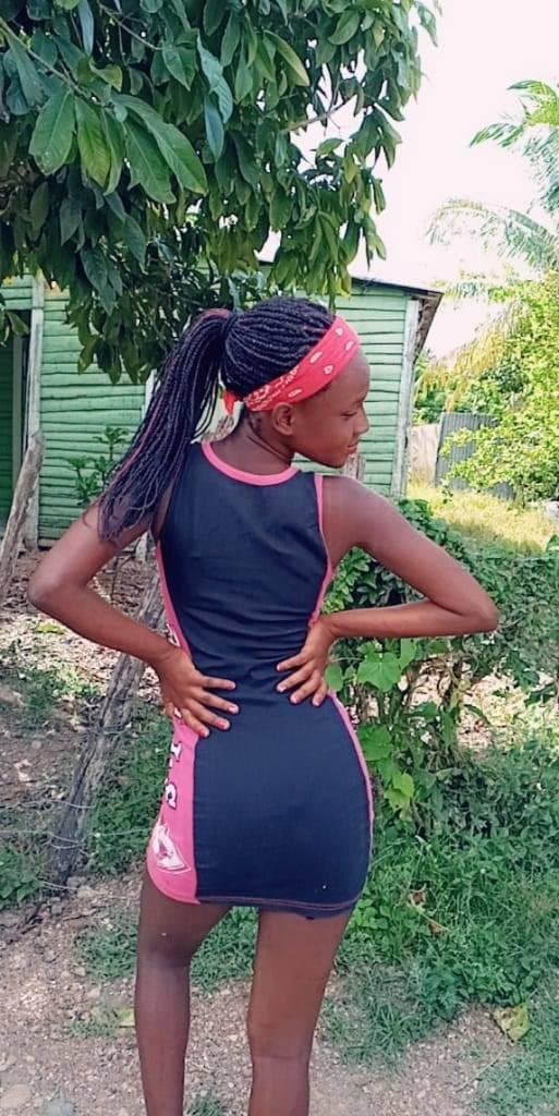 DOMINICANA - Berline Gede