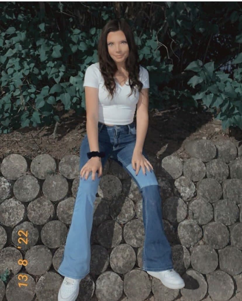 Iced out slut ex is horny 24/7 ready to be a slut