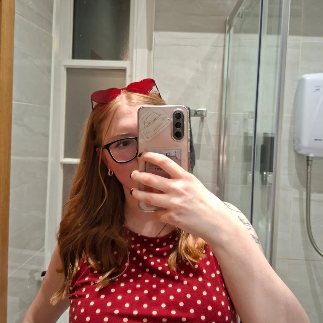 18 yr Cute teen leaked nudes