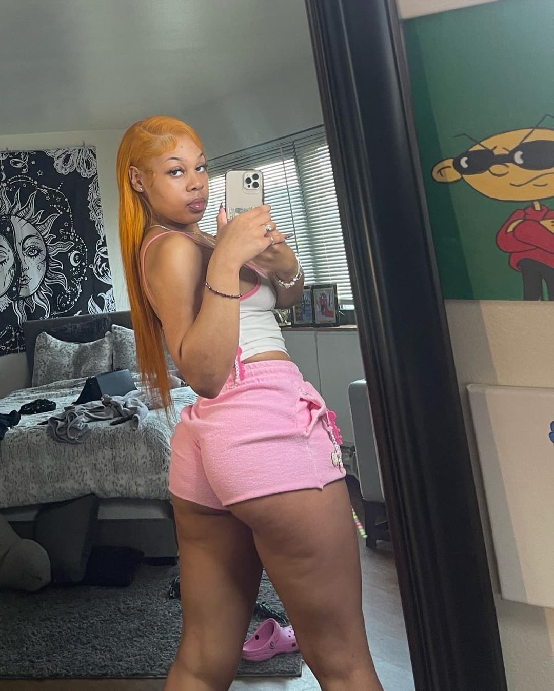 EMZI GOT DAT SHYT BACK DERE