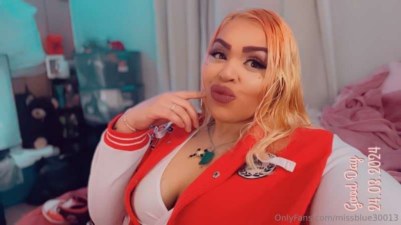 Mami Got A Colossal BoOtY!!!