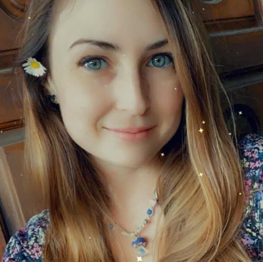 Kayle, Tiara, and Trista enjoyed their lesbian sex experience with each other on the G G W bus