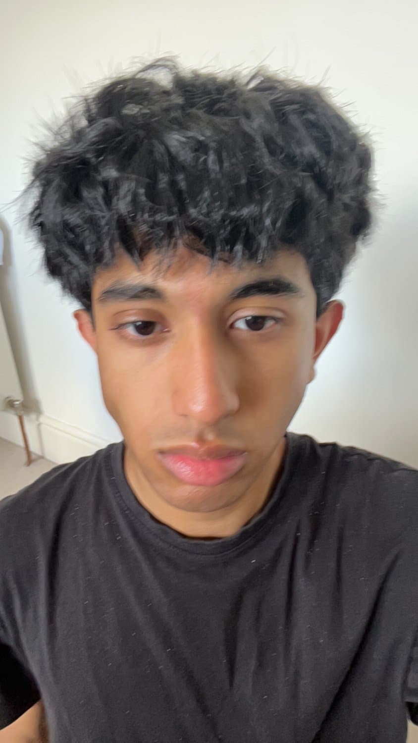 18yo Gay paki slut loves playing with his huge cock and showing off his tight boy pussy to older men