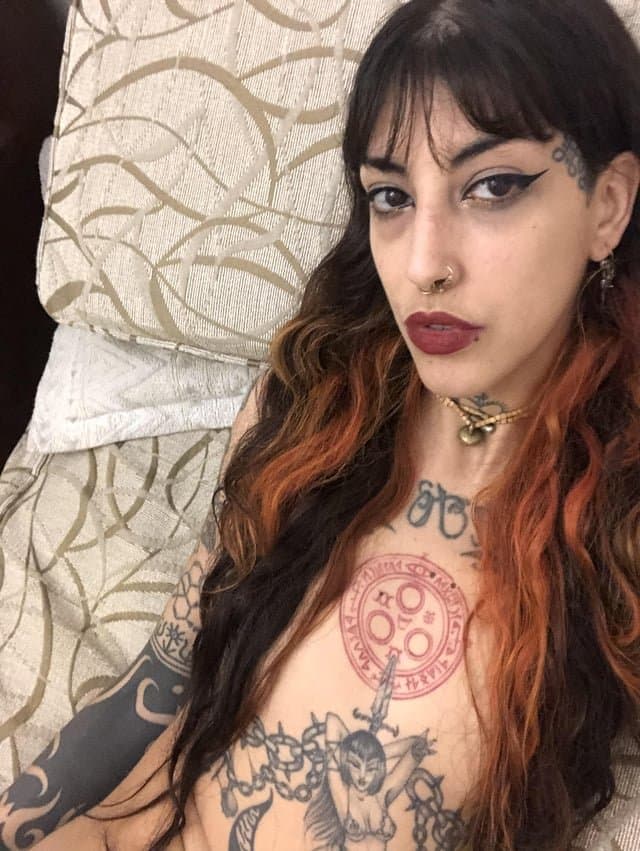 Petite latina metalhead
