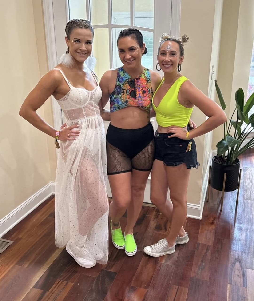 Click to view full size Fapping to Alex