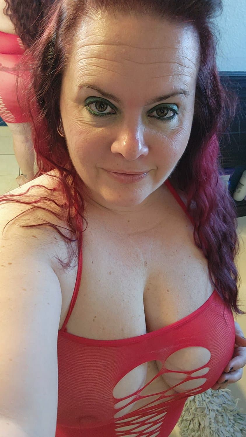 AZ BBW Hotwife #10 (Pics for Boyfriend and Girlfriend couple)