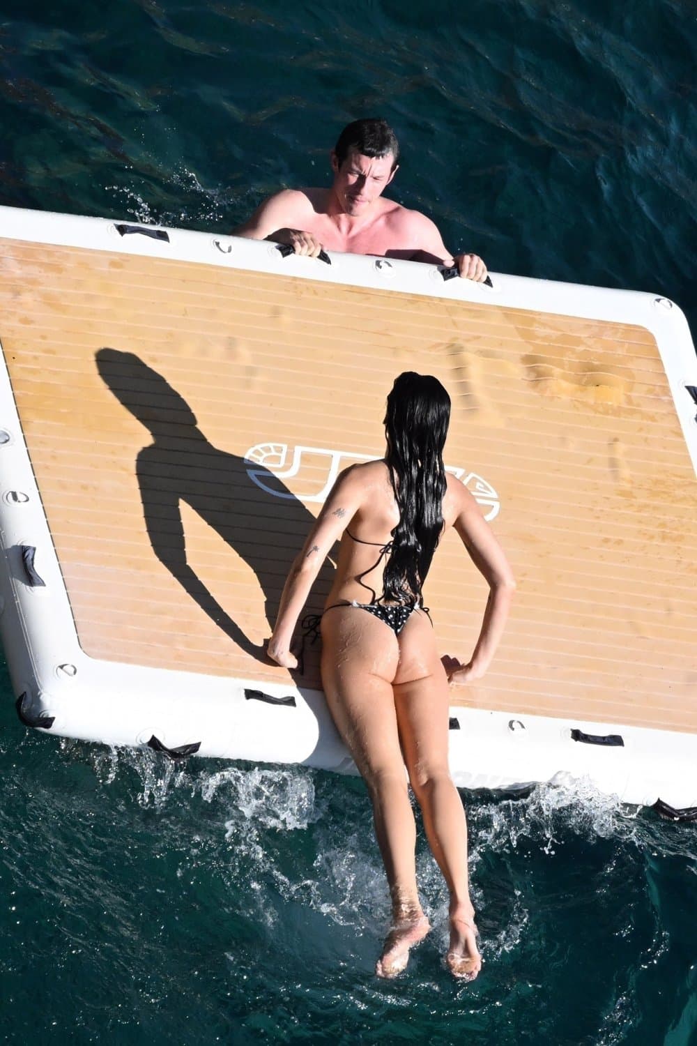 Dua Lipa ? SEXY godess body in bikini