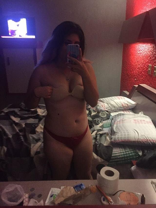 Lidia Fabiola quemada por puta infiel por su cornudo