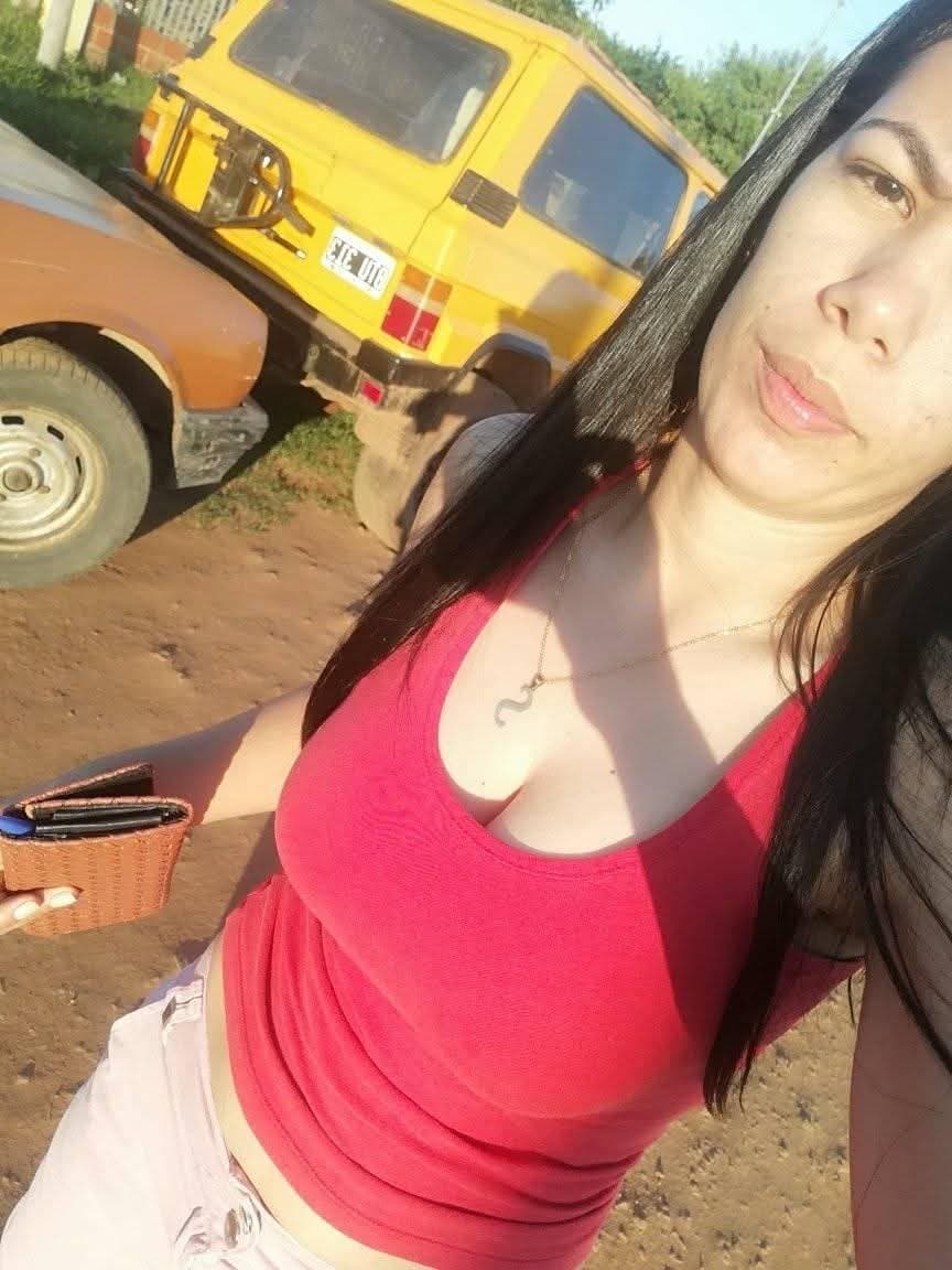Mi Hermanastra paraguaya villera y ninfomana
