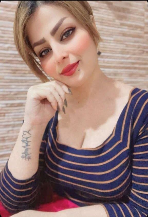 A beautiful Syrian Arab wife???