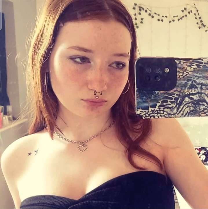 Sophie the slut for everyone’s enjoyment