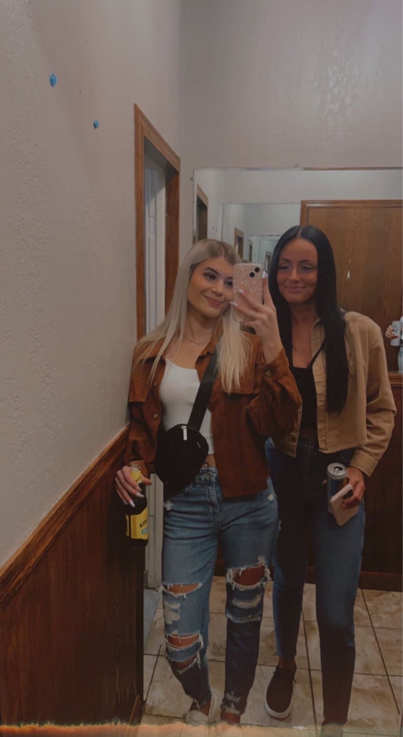 Blonde whore I brought on vacay  let some random guy with a 6pack pull her hair and bend her over