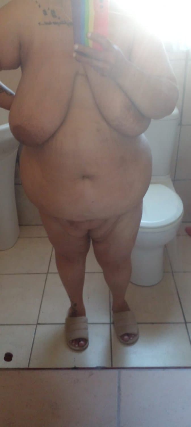 Bbw milf from south africa with big tits.