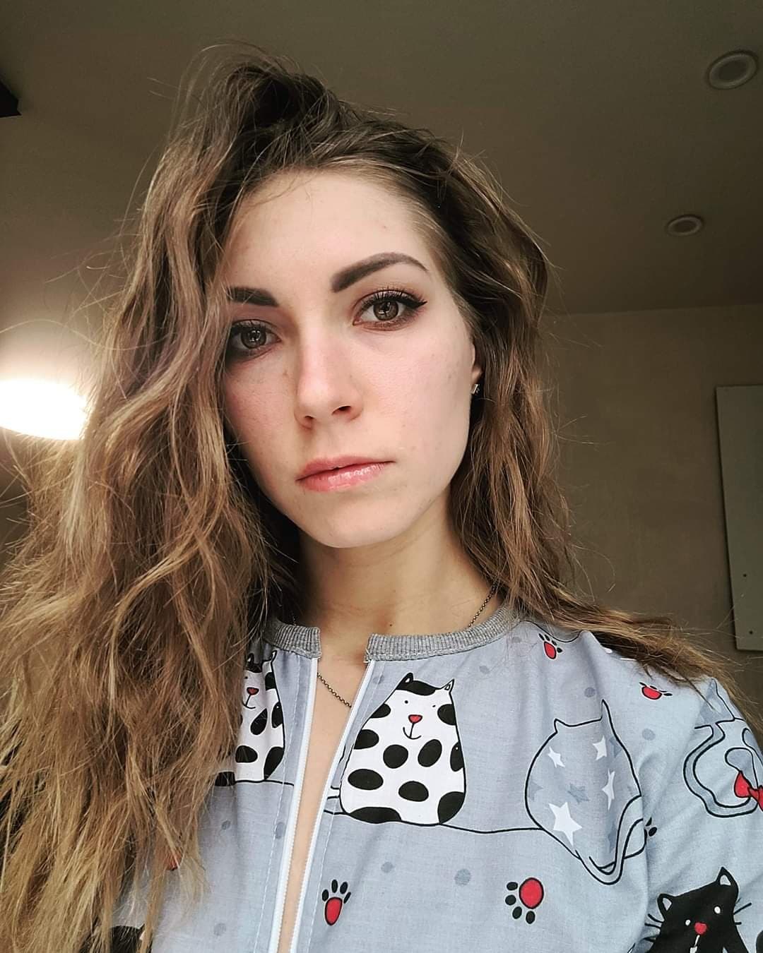 this ex girlfriend is going to become a famous webslut if I reach at least 10 shares (1)