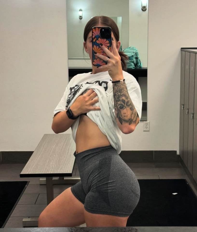 Catherine 28 loves deepfakes, dirty comments, captions, gang fucks, cheating, and bbc