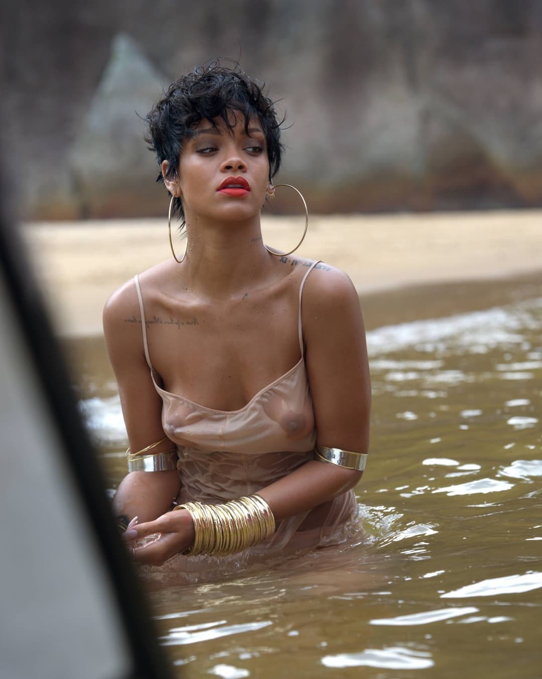 Rihanna - 2014 Vogue Brazil Outtakes v1