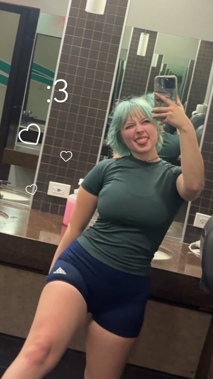 coxuda gostosa igual à bulma