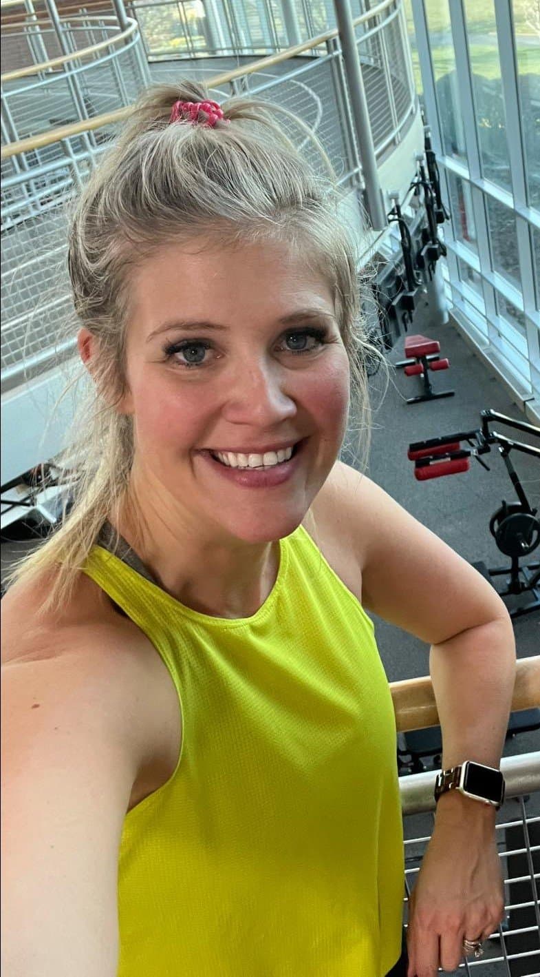 Always great when the G G W camera person knows when to STFU when the girls are having lesbian sex