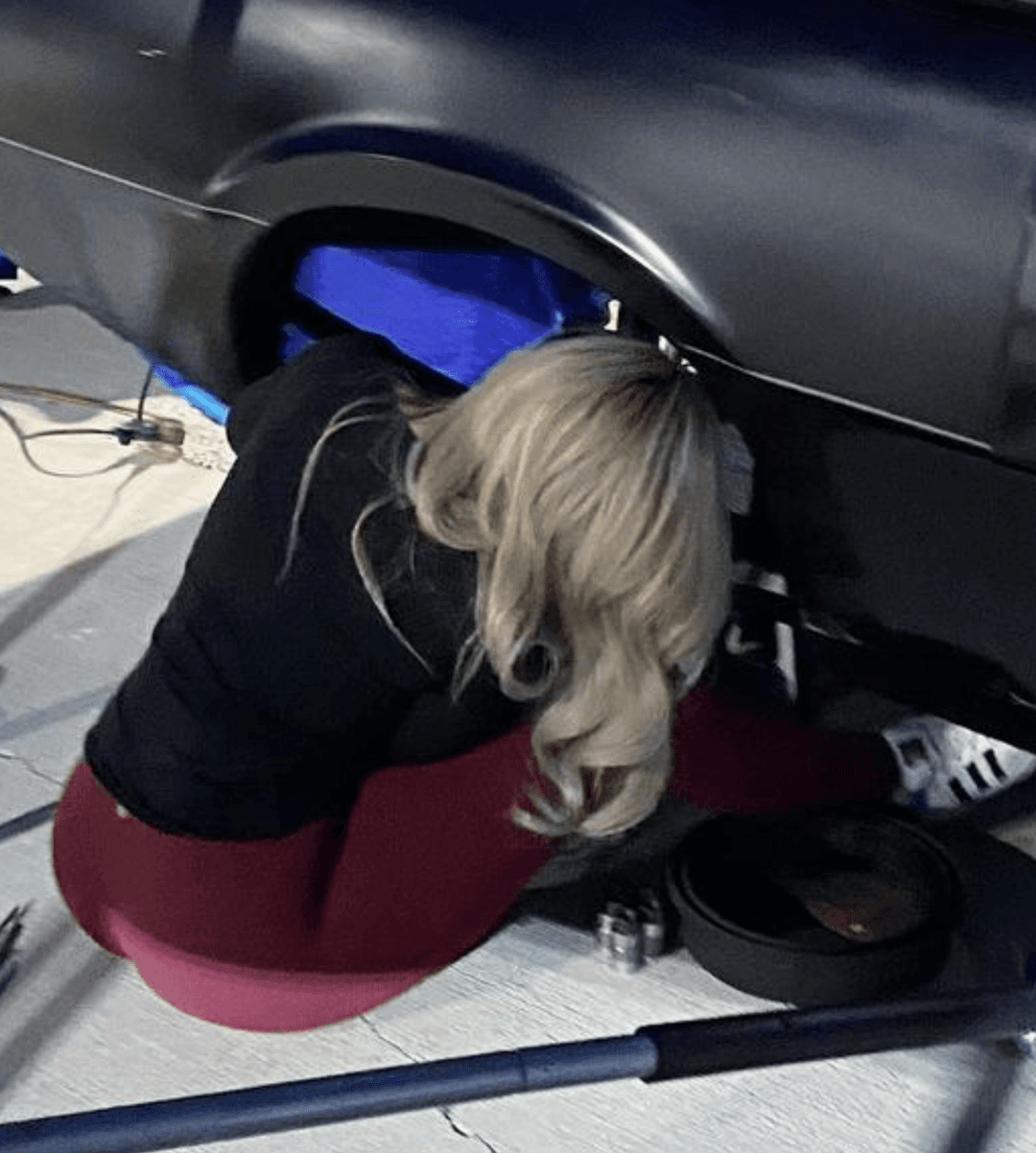 Beautiful thick blonde mechanic slut pt 2