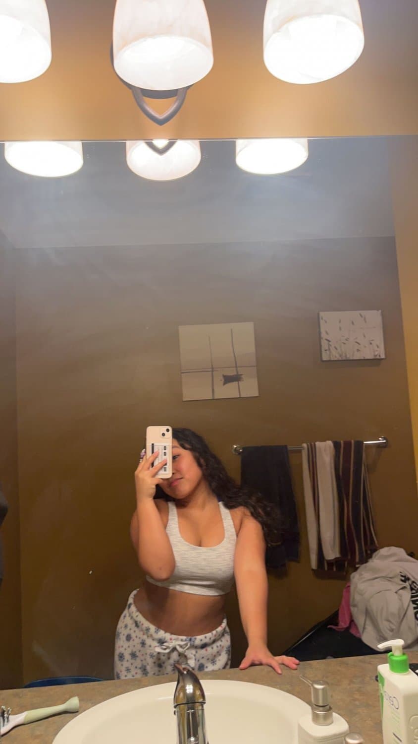 Guess if shes shaved, name or send a pic i dont have in dm and win uncensored nudes.