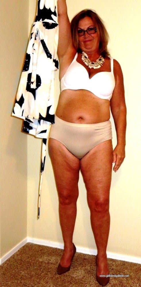 Carol - Buxom, Busty Hairy Gilf - Part 1.         (p2)