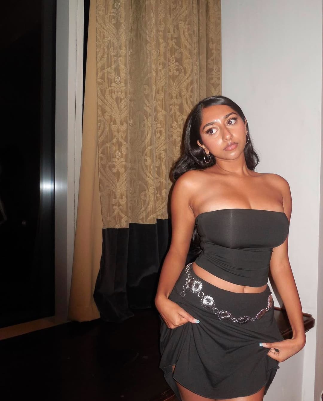 revazanak / revalicious - busty indian thot