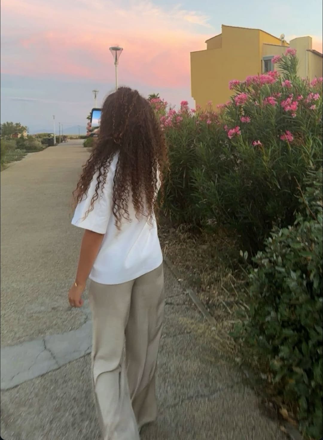 Ma cousine marocaine?? footeuse sexy