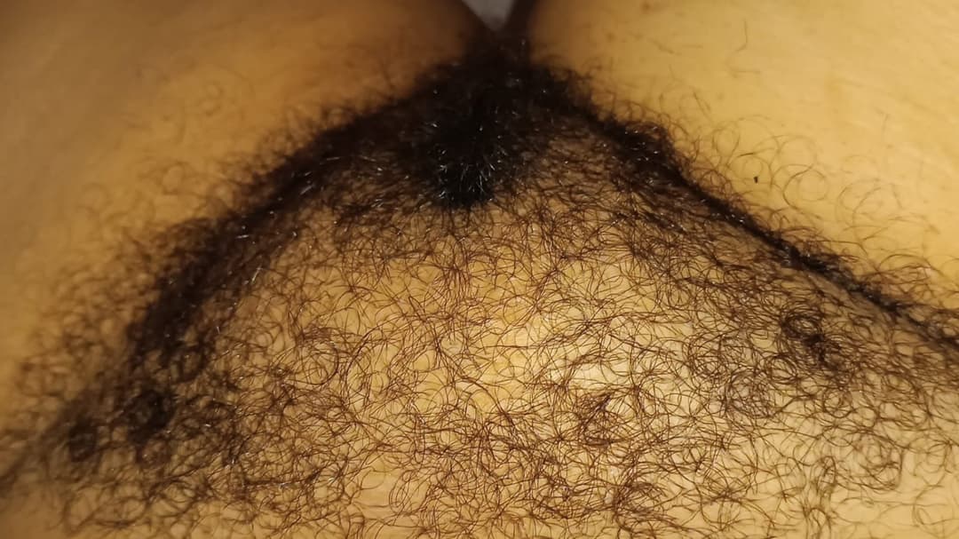 Wife  big hairy bush