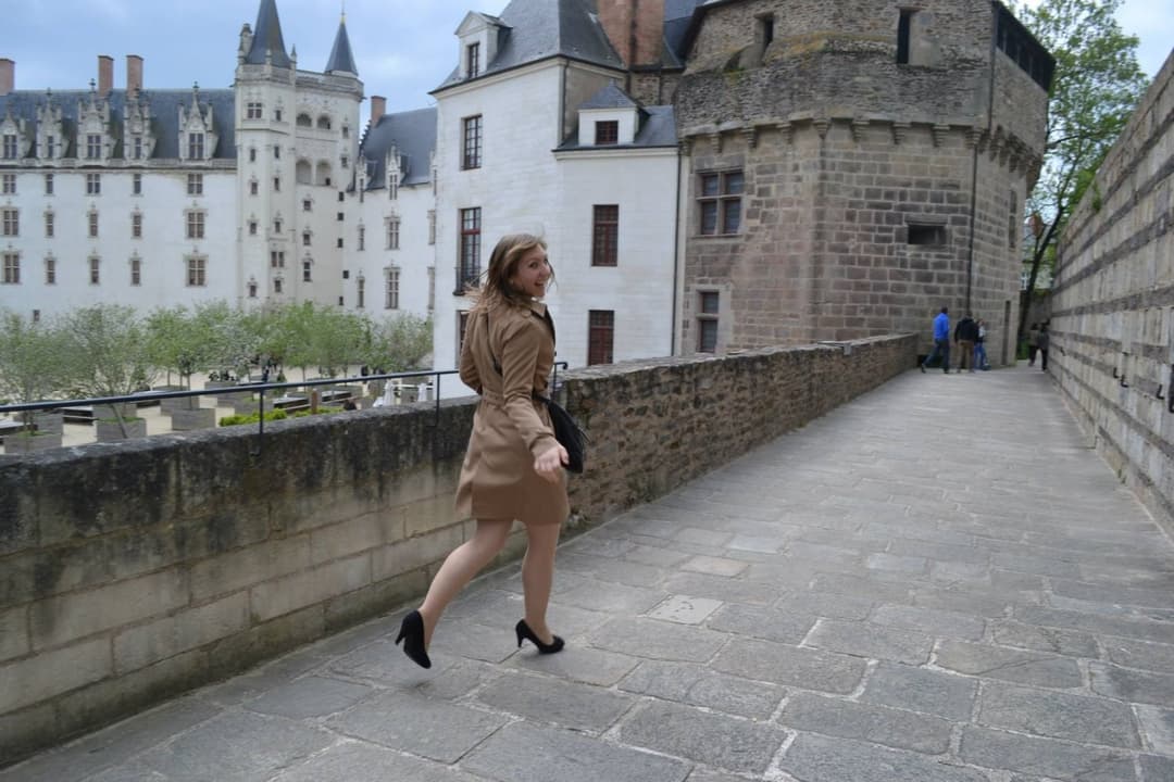 Pauline, Pute du net Française et truie anale, French webwhore and anal pig