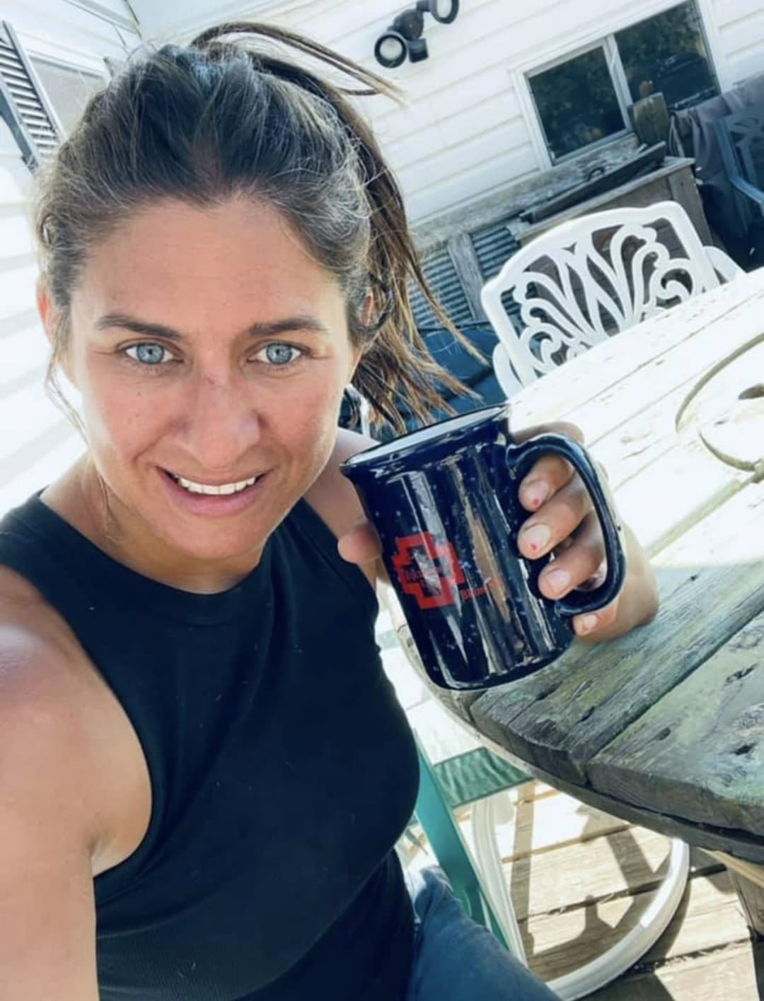 Friends who shower together…..