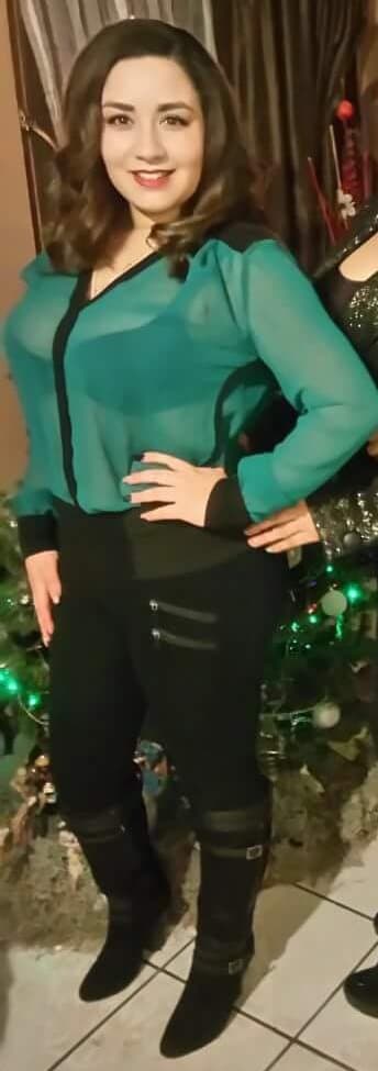 Exponiendo a la puta infiel de Alondra