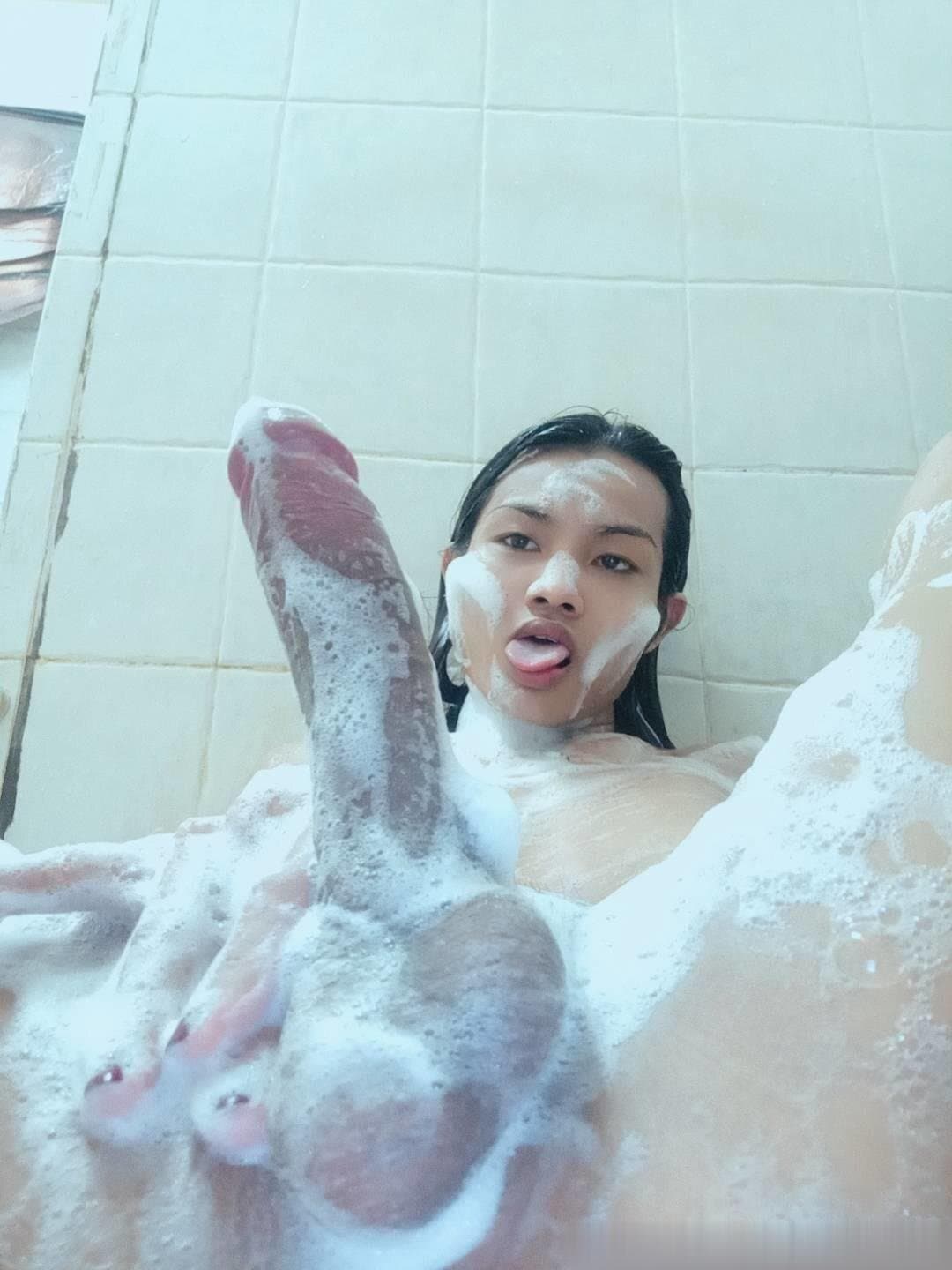 Ladyboy Check Inn Bar Bangkok 1