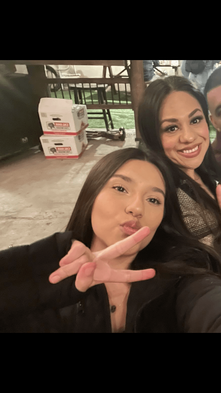 Who wants to fuck this mother daughter duo