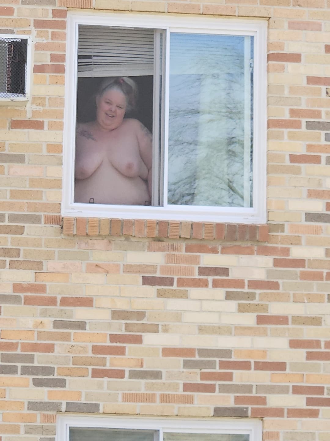 Nasty Public Fat Bitch Aprill Thompson is addicted to BBC