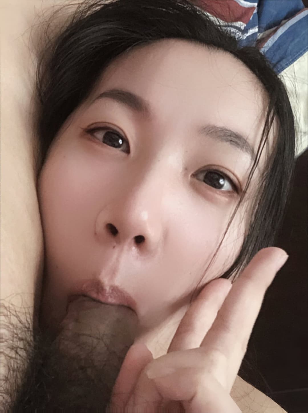 Click to view full size Wang Cumslut Asian wife