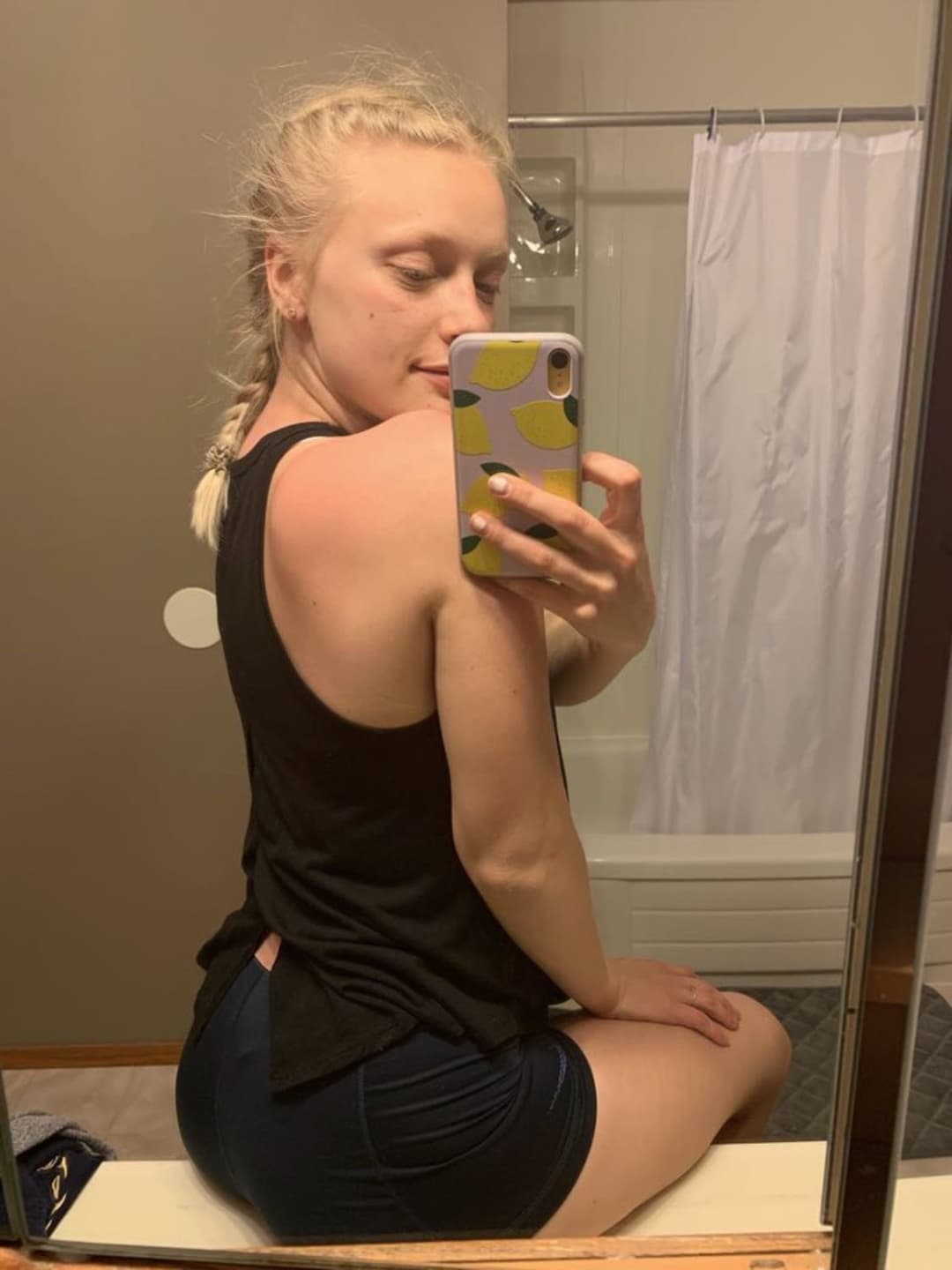 Brooklyn Ann Ellis, 27 from Alberta wants to be famous l kik welderman1420